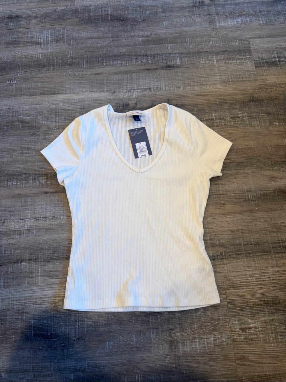Universal Thread Women's Cream Ribbed V-Neck Short Sleeve Top